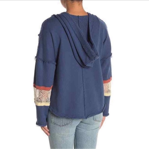 FREE PEOPLE MOVEMENT DREAMCATCHER SWEATSHIRT - Picture 3 of 6